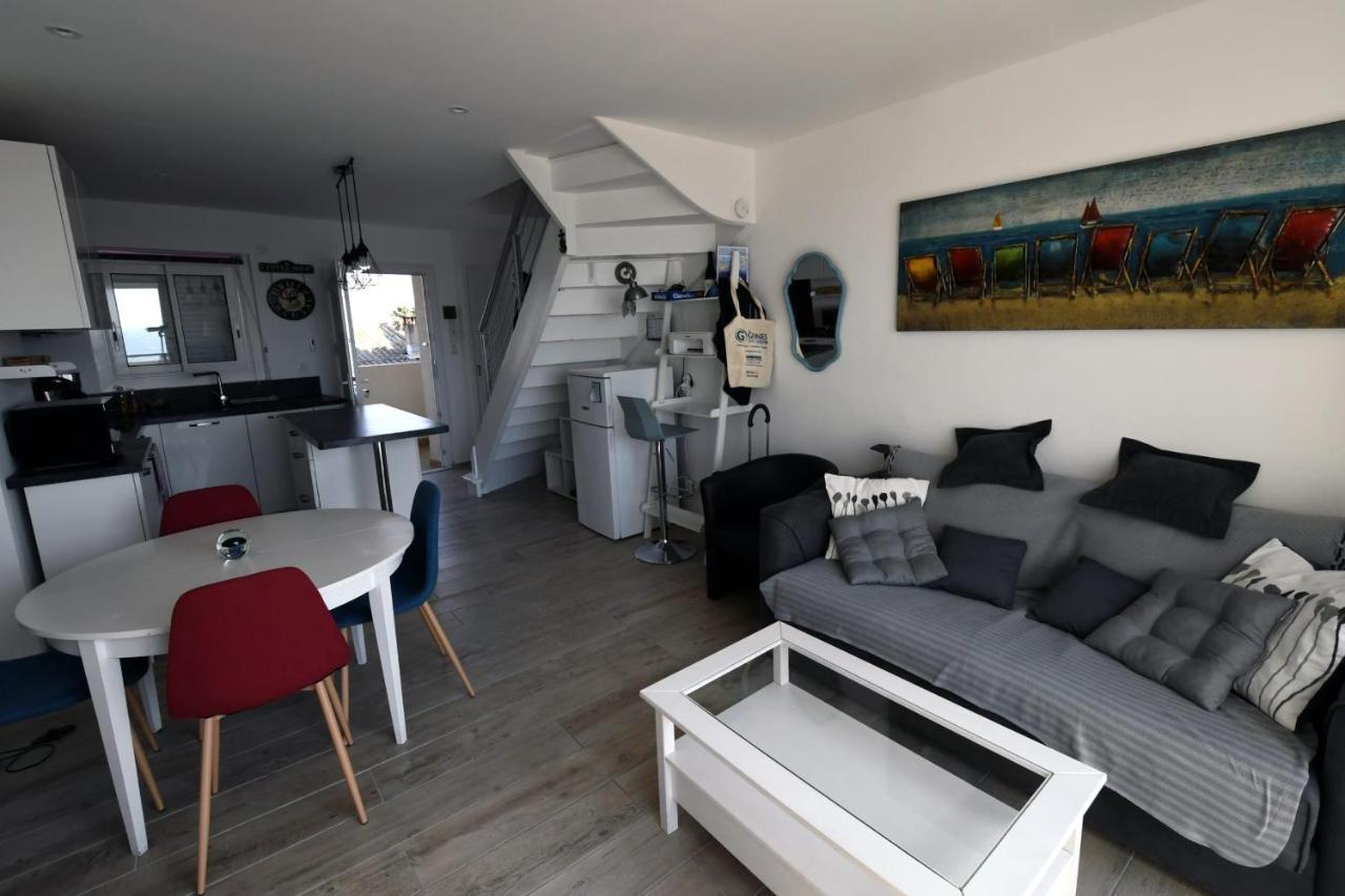 La Croix Du Sud Superbe Appartement En Duplex 2 Chambres Vue Mer ル・グロー・デュ・ロワ エクステリア 写真