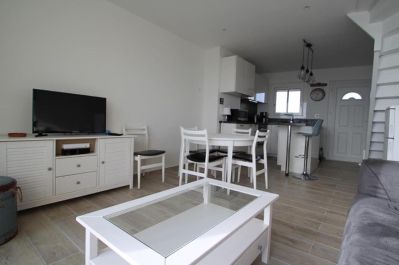 La Croix Du Sud Superbe Appartement En Duplex 2 Chambres Vue Mer ル・グロー・デュ・ロワ エクステリア 写真
